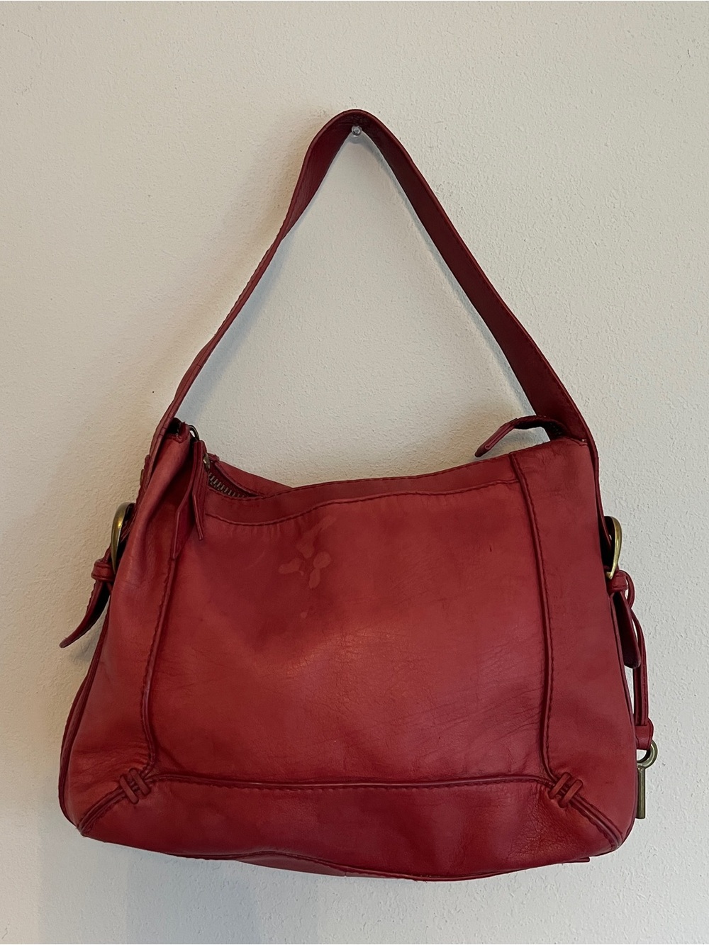 Vintage Y2K Fossil leather shoulder bag in cranberry